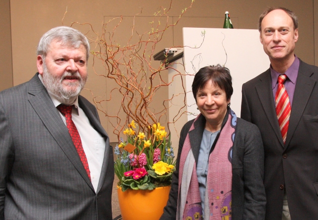 Dr. Hans Hopf, Renate Gaspar,  Prof. Jörg Baur, KatHO NRW Aachen (v.l.).