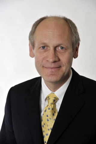 Dr. Hendrik Leber, Gründer und Geschäftsführer von ACATIS Investment GmbH Dr. Hendrik Leber, Gründer und Geschäftsführer von ACATIS Investment GmbH