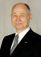 Oswald P. Zimmermann, Vorstandsvorsitzender der datango AG Oswald P. Zimmermann, Vorstandsvorsitzender der datango AG