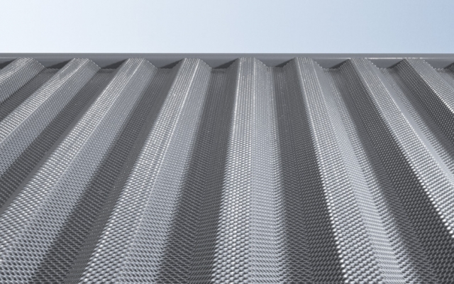 Die technische Weiterentwicklung des Solvaro Kühlergitters für Multicar führt zur Steigerung der luf Die technische Weiterentwicklung des Solvaro Kühlergitters für Multicar führt zur Steigerung der luf