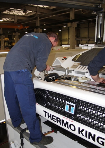 Kühlmaschinen-Wartung bei den autorisierten deutschen Thermo King Händlern Kühlmaschinen-Wartung bei den autorisierten deutschen Thermo King Händlern