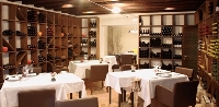 Vecchia Lugana: Im Weinkeller lagern die kostbaren Tropfen des Gourmetrestaurants
