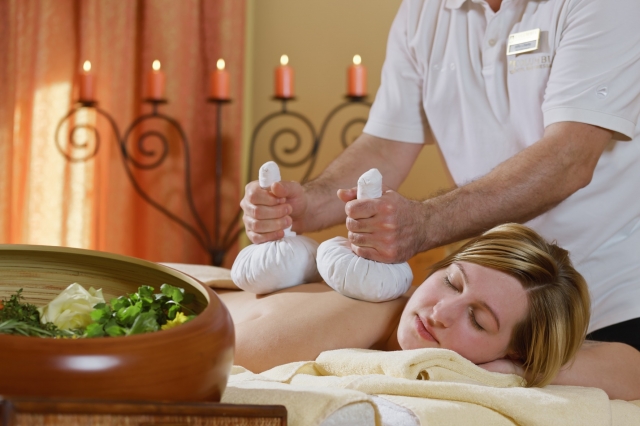 COLUMBIA Hotel Bad Griesbach Wellness und Massage COLUMBIA Hotel Bad Griesbach Wellness und Massage