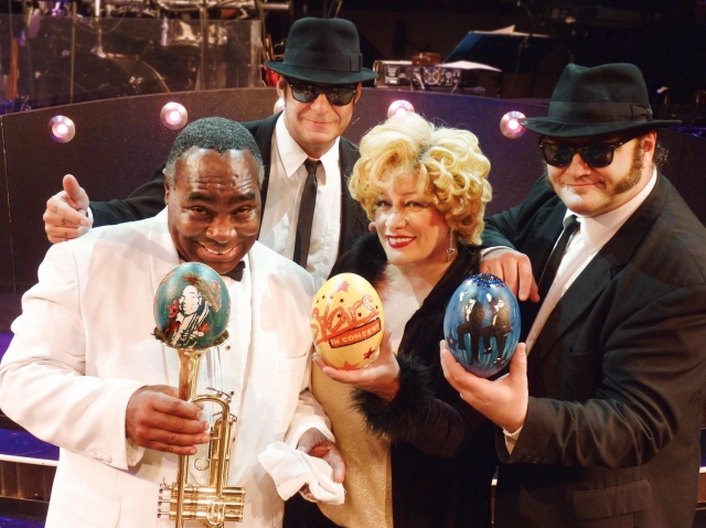 Louis Armstrong, Bette Midler und die Blues Brothers freuen sich auf Ostern