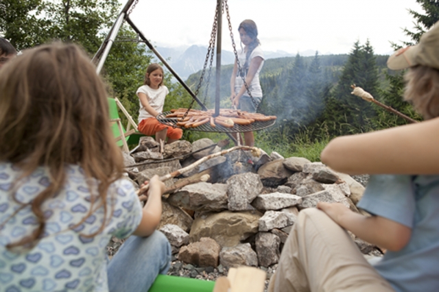 Familienferienprogramm bei Oberstdorf Resort (Bildrecht: Das Bild ist nur in Verbindung mit der Bild Familienferienprogramm bei Oberstdorf Resort (Bildrecht: Das Bild ist nur in Verbindung mit der Bild