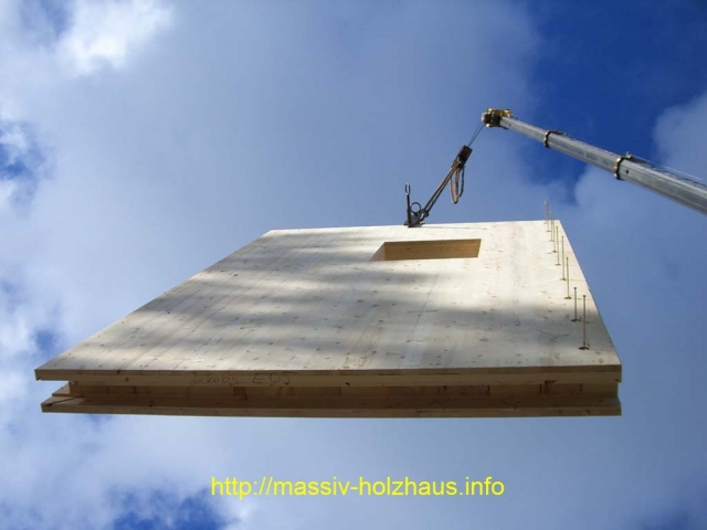 Massivholzmauer - Ein Massivholzhaus für Generationen mit einem Vielfachen an Lebensqualität