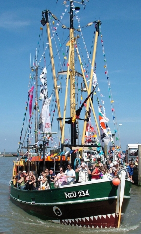 Krabbenkutter Neuharlingersiel Krabbenkutter Neuharlingersiel