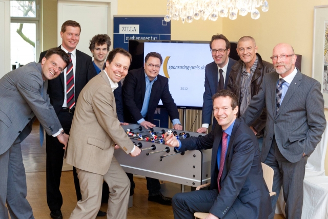 Sponsoren gaben den Startschuss für den Sponsoringpreis 2012. Foto: Lutz Kampert.