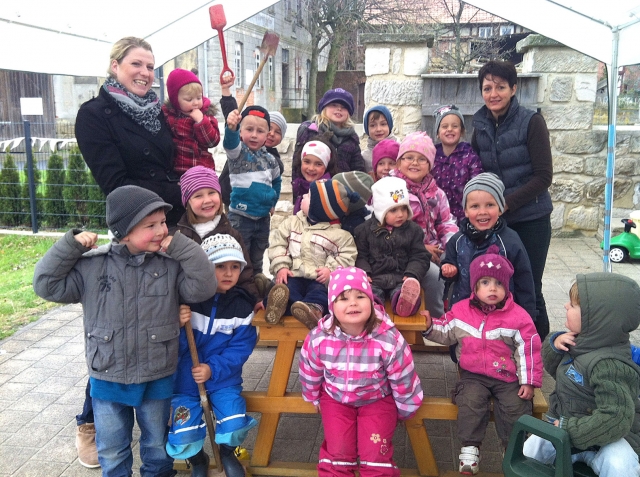 Kinder der Kindertagesstätte Kinder der Kindertagesstätte