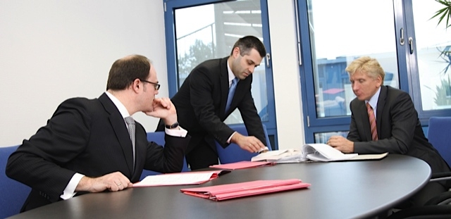Rechtsanwälter der Kanzlei Dr. Schulte&Partner, Kim Oliver Klevenhagen und Sven Tintemann Rechtsanwälter der Kanzlei Dr. Schulte&Partner, Kim Oliver Klevenhagen und Sven Tintemann