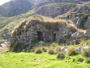 Verlassenes Dorf in den Pyrenäen Verlassenes Dorf in den Pyrenäen