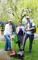 v.l.: Sabine van der Wolf, Beate Kynast und Frank Scheibler. Bild: Claudia Wingens v.l.: Sabine van der Wolf, Beate Kynast und Frank Scheibler. Bild: Claudia Wingens