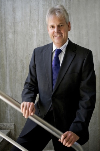 Dr. Reinhard Mann, alleiniger Vorstand der Nilfisk-Advance AG in Deutschland Dr. Reinhard Mann, alleiniger Vorstand der Nilfisk-Advance AG in Deutschland