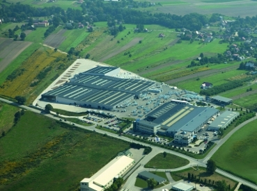 Konzept-Fenster ist die deutsche Tochterfirma der internationalen Oknoplast-Gruppe mit Sitz in Kraka Konzept-Fenster ist die deutsche Tochterfirma der internationalen Oknoplast-Gruppe mit Sitz in Kraka