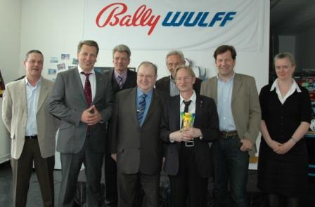 BALLY WULFF/ Heinz Buschkowsky und Jürgen Menzel (vorne Mitte) BALLY WULFF/ Heinz Buschkowsky und Jürgen Menzel (vorne Mitte)