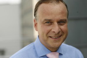 Thomas Gerald Foth ist geschäftsführender Gesellschafter der Sovereign Finance AG in Düsseldorf 