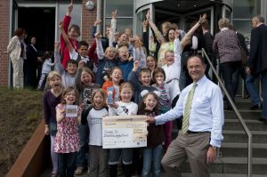 Die Gewinner des „Logistik-Genie 2011“: Die Klasse 3c der Diesterwegschule aus Osnabrück