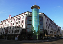 Das attraktive Büro-/Geschäftshaus „Goldschmidtstr. 30 / Stephanstr. 4“ Das attraktive Büro-/Geschäftshaus „Goldschmidtstr. 30 / Stephanstr. 4“