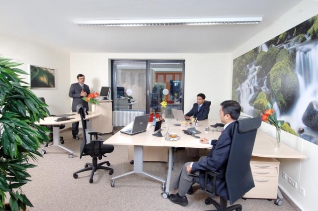 Das Büro im Business Center: einfach mieten und einziehen. Das Büro im Business Center: einfach mieten und einziehen.