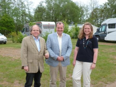 Dr. Gunter Riechey (Präsident BVCD), Jürgen Dieckert (GF TopPlatz), Daniela Leipelt (GF BVCD) Dr. Gunter Riechey (Präsident BVCD), Jürgen Dieckert (GF TopPlatz), Daniela Leipelt (GF BVCD)
