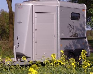 Pferdeanhänger-Tipp Mit-Pferden-reisen.de: Aluminium-Pferdeanhänger - fast unkaputtbar