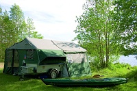 Rast machen, wo es einem gefällt – mit dem Zeltanhänger von 3DOG camping.