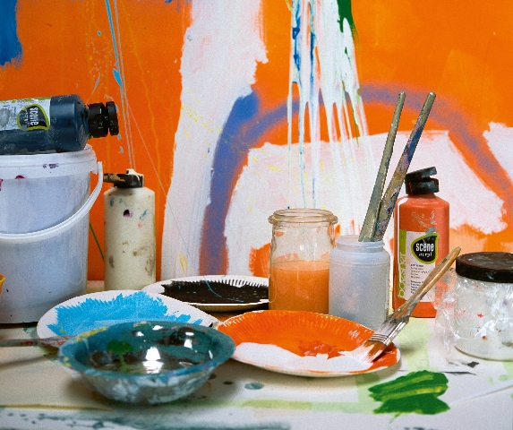 boesner Scene Acryl? mit tollen, neuen Farben als günstige Einstiegsqualität, für großflächige Arbei