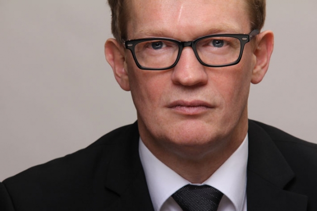 Frank Hüttemann, Geschäftsführer psv marketing:?Unser Ziel ist es, den Flughafen Siegerland präsent Frank Hüttemann, Geschäftsführer psv marketing:?Unser Ziel ist es, den Flughafen Siegerland präsent