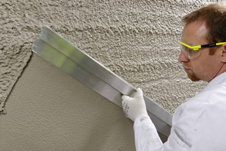 Der Superfaserleichtputz weber.dur 140 SLK bindet schnell ab und lässt sich leicht verarbeiten. Der Superfaserleichtputz weber.dur 140 SLK bindet schnell ab und lässt sich leicht verarbeiten.