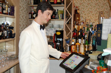 TCPOS Kassensystem in der Bar vom Villa Principe Leopoldo TCPOS Kassensystem in der Bar vom Villa Principe Leopoldo