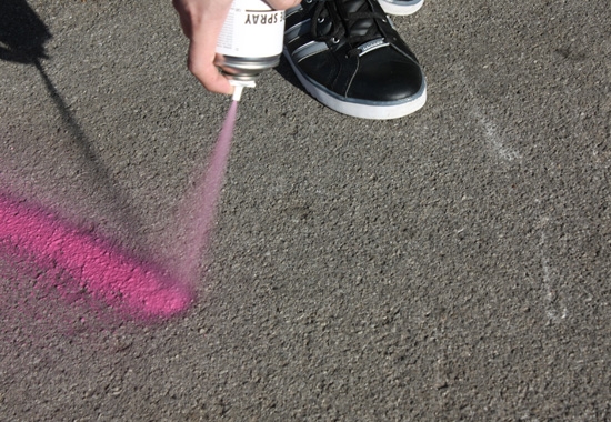 Kreidespray von allbuyone für Events und Baustellen