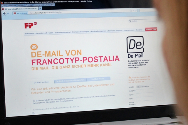 De-Mail von Francotyp-Postalia: verbindlich, vertraulich und rechtswirksam De-Mail von Francotyp-Postalia: verbindlich, vertraulich und rechtswirksam