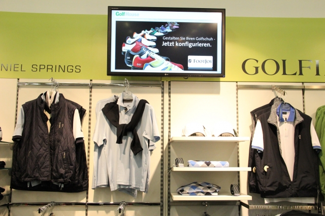 komma,tec redaction Digital Signage Software- und Hardwarelösung - Ladenausstattung Golf House