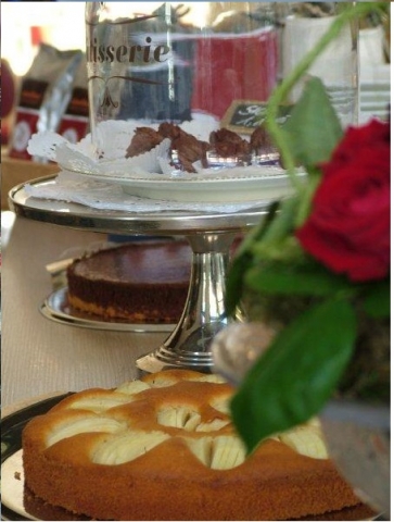 Kulinarische Köstlichkeiten gepaart mit kulturellen Infos kennen lernen. Foto: eat-the-world.com Kulinarische Köstlichkeiten gepaart mit kulturellen Infos kennen lernen. Foto: eat-the-world.com