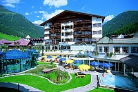 Hotelansicht mit Garten (Trofana Royal) Hotelansicht mit Garten (Trofana Royal)
