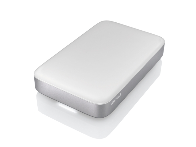Die MiniStation HD-PATU3 vereint zwei Hochleistungs-Schnittstellen im handlichen Format