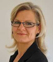 Dr. Karin Uphoff, EU-Unternehmensbotschafterin und Initiatorin des ladies dental talk Dr. Karin Uphoff, EU-Unternehmensbotschafterin und Initiatorin des ladies dental talk