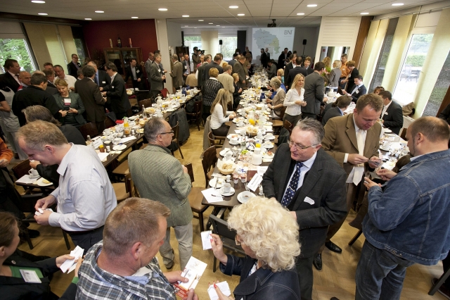 Unternehmerisches Netzwerken beim erfolgreichen BNI-Besuchertag des Chapters Wilhelm Röntgen in Hann