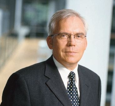 Volkswagen Entwicklungschef Ulrich Hackenberg im carIT-Interview