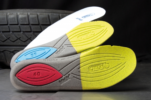 Ein Sicherheitsschuh, drei Einlegesohlen, drei Passformen: Premium Protect von OTTER Ein Sicherheitsschuh, drei Einlegesohlen, drei Passformen: Premium Protect von OTTER