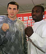 Kämpfen am 13. Dezember um den Weltmeistertitel: Wladimir Klitscho und Hasim Rahman 