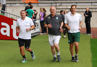 Klaus Allofs Klaus-Dieter Fischer und Klaus Filbry (v.l.) beim gemeinsamen Training im Weser-Stadion