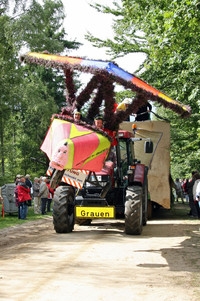 Heideblütenfest in Schneverdingen: Das große Heimatfest findet vom 23. bis 26. August 2012 statt. Heideblütenfest in Schneverdingen: Das große Heimatfest findet vom 23. bis 26. August 2012 statt.