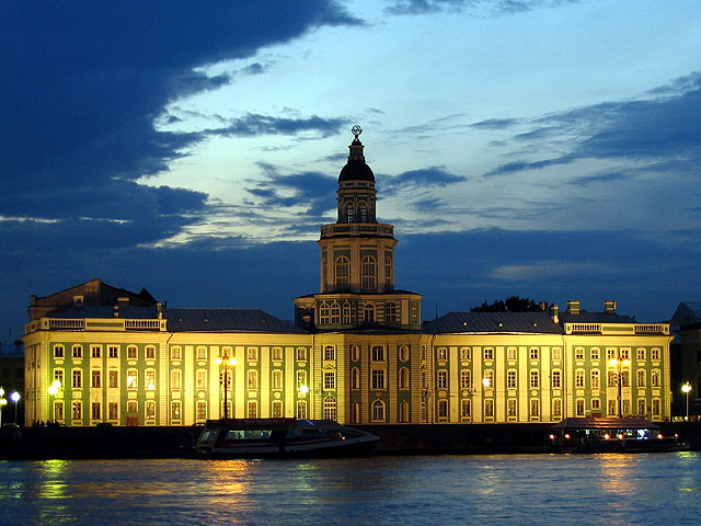 Weisse Nächte in St. Petersburg ? Exklusive Russland Gruppenreise Weisse Nächte in St. Petersburg ? Exklusive Russland Gruppenreise