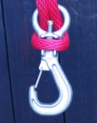 Produkttest auf Mit-Pferden-reisen.de: The Safe Clip Produkttest auf Mit-Pferden-reisen.de: The Safe Clip