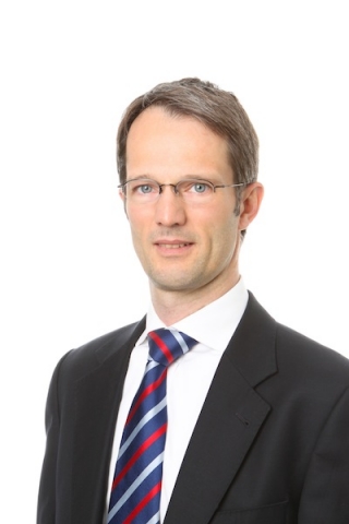 Dr. Harald Varel, Geschäftsführer der Wilken Rechenzentrum GmbH Dr. Harald Varel, Geschäftsführer der Wilken Rechenzentrum GmbH