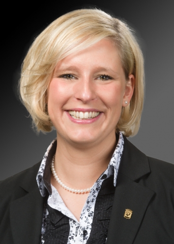 Daniela Fette ist neuer Director of Sales and Marketing im Kempinski Hotel Gravenbruch Frankfurt. Daniela Fette ist neuer Director of Sales and Marketing im Kempinski Hotel Gravenbruch Frankfurt.
