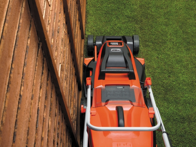 Die Rasenmäher von Black&Decker sind je nach Ausführung mit mehreren innovativen Features ausgestatt Die Rasenmäher von Black&Decker sind je nach Ausführung mit mehreren innovativen Features ausgestatt