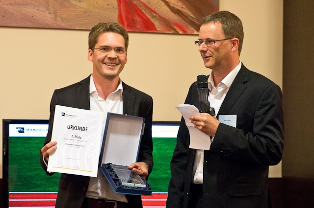 Teamleiter des Gewinnerteams der ersten Aufgabe (Universität Duisburg-Essen I) und Jens Scholz, prud Teamleiter des Gewinnerteams der ersten Aufgabe (Universität Duisburg-Essen I) und Jens Scholz, prud