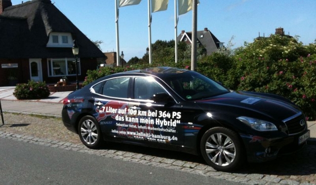 Infiniti M35h vom Infiniti Zentrum Hamburg